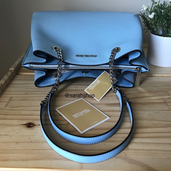 🌼Michael Kors Purse - Picture 4 of 11
